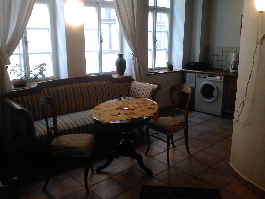 Residence Vlasska Prague Chambre photo